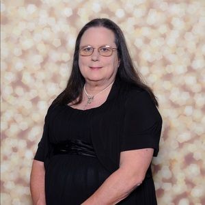 Meet your Posher, Anne